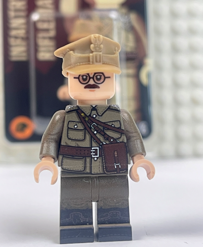 WW2 Polish army captain (full minifigure)