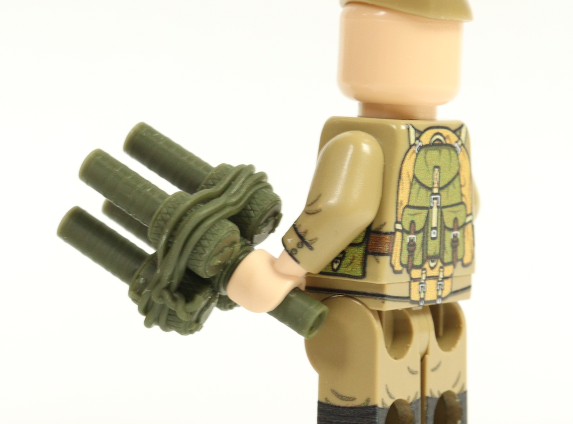 RGD-33 Bundle grenades with handles