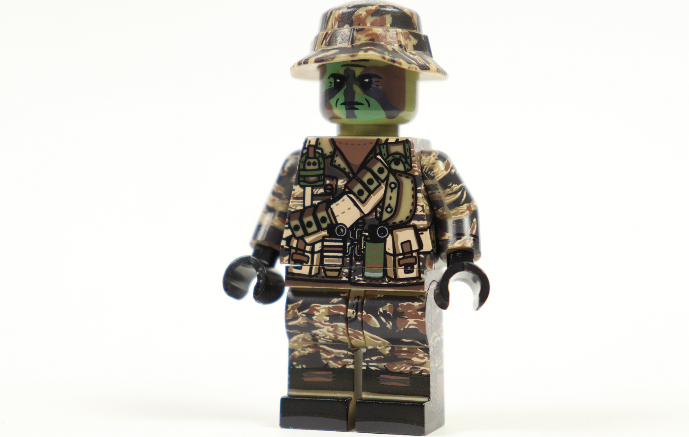 Set of 6 Vietnam War minifigures