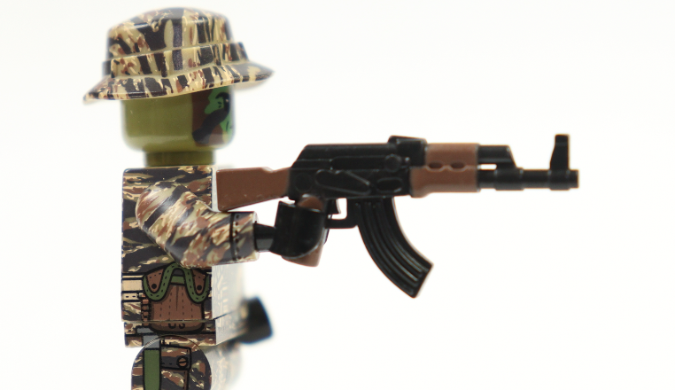 Set of 6 Vietnam War minifigures