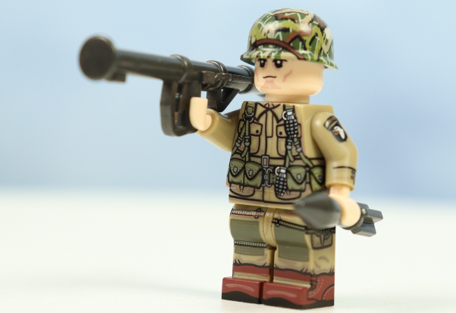 WW2 set of 6 US army 101st Airborne soldiers