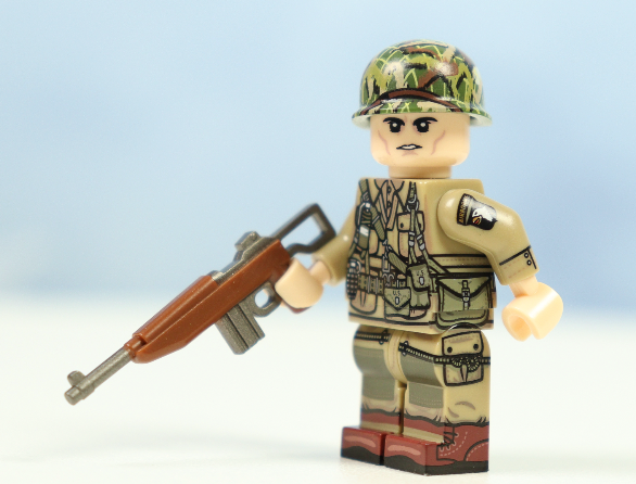 WW2 set of 6 US army 101st Airborne soldiers