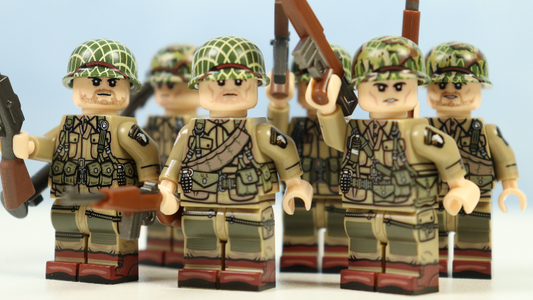 WW2 set of 6 US army 101st Airborne soldiers