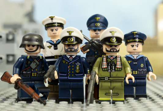 WW2 x6  German Kriegsmarine (Set of 6 toy soldiers)