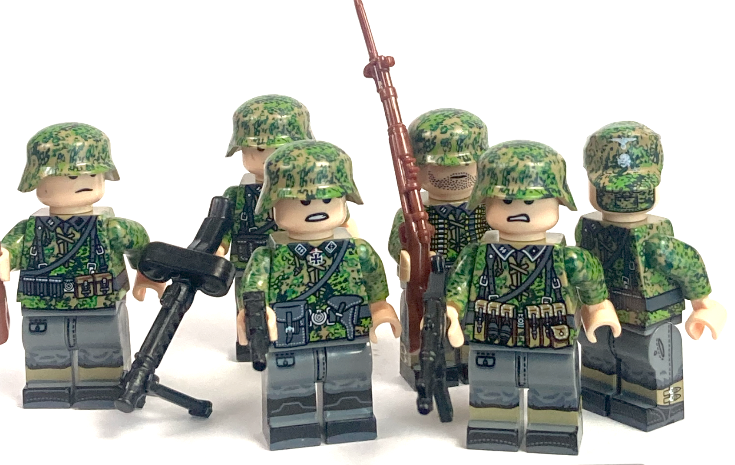 Set of 6 German WW2 soldiers - Pea Dot 44