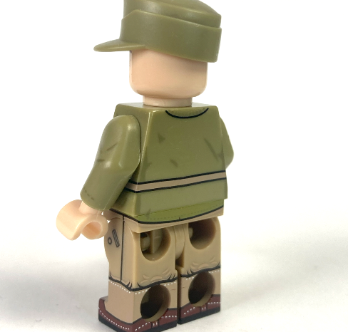 WW2, 4 x German Afrika Korps, pack 2. 4 toy soldiers. History authentic.