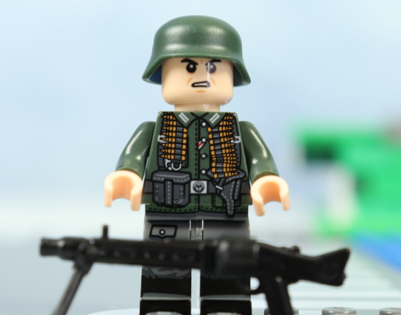WW2 German soldier v.4 - MG Gunner Gefreiter