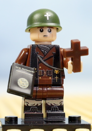 WW2 US army Chaplain V.2 (Winter, Battle of the Bulge)