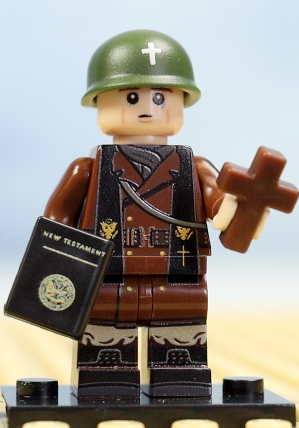 WW2 US army Chaplain V.2 (Winter, Battle of the Bulge)