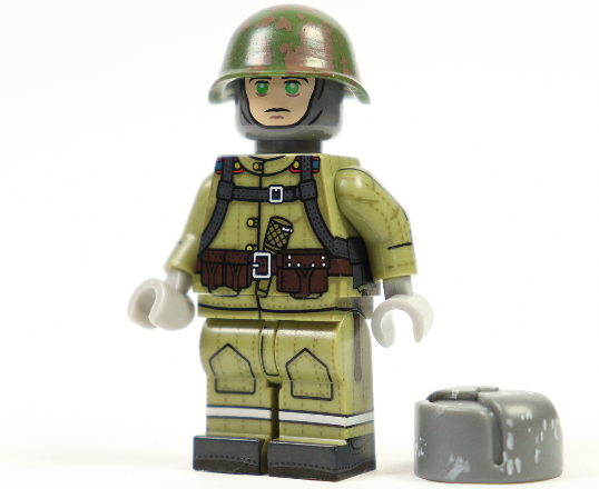 4 x Soviet WW2 soldiers (1943-1945)