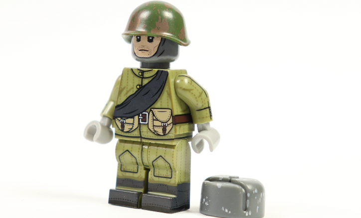 4 x Soviet WW2 soldiers (1943-1945)