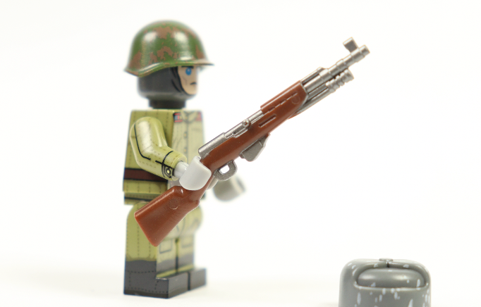 4 x Soviet WW2 soldiers (1943-1945)