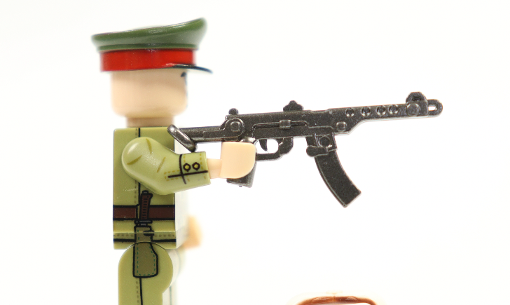 4 x Soviet WW2 soldiers (1943-1945)